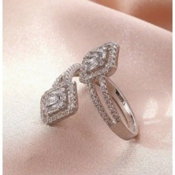 Jewelry - 18k White Gold Plated Open Adjustable Silver Diamond Ring